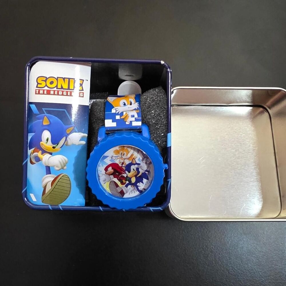 Sonic the Hedgehog light up digital watch